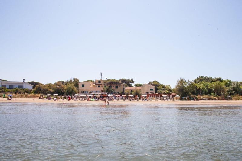 Hotel Villa Ambra Orbetello Exteriör bild