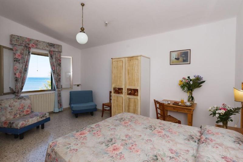Hotel Villa Ambra Orbetello Exteriör bild